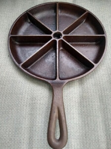 Lodge Cornbread Skillet