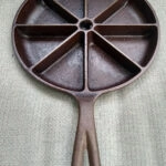Lodge Cornbread Skillet
