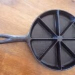 Griswold Cornbread skillet
